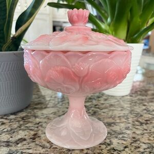 Fenton Rosaline Water Lily Covered Compote Pink Opalescent Glass Signed